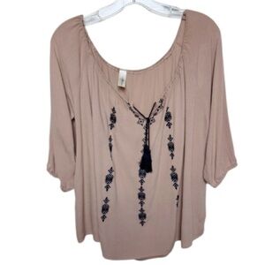 Mahina Peasant Top Embroidered Mauve/Navy Sz Large Boho peasant CottageCore